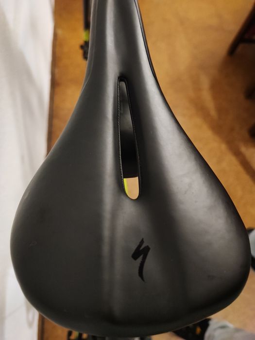 Specialized roubaix 56