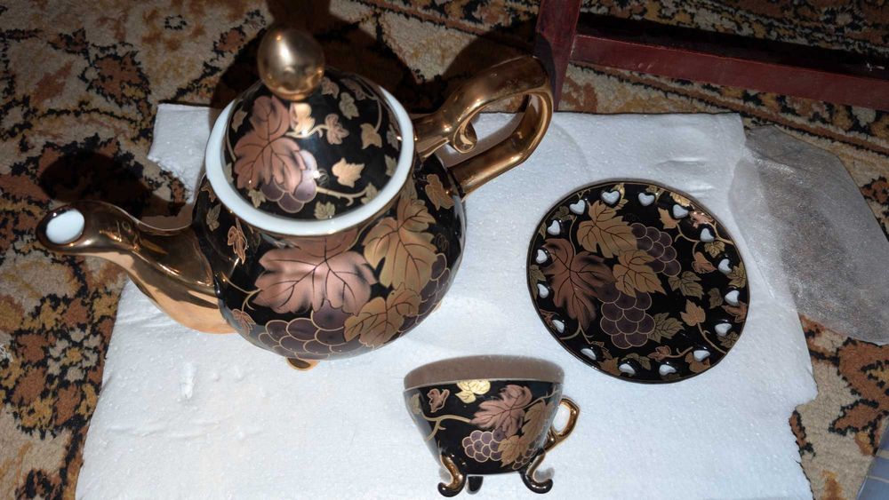 Чайний сервіз стильний чорний CANOVA 8 персон