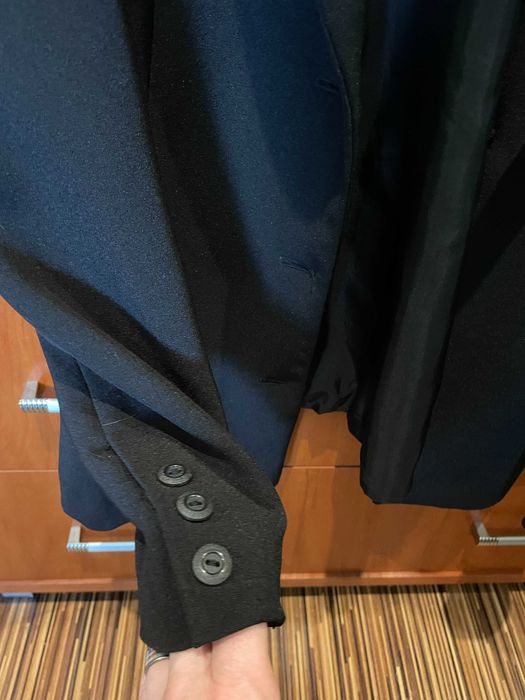 Marynarka na podszewce długa czarna guziki rozm. 38 M