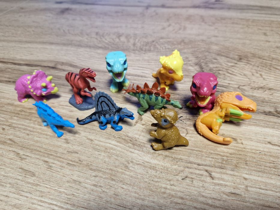 Figurki dinozaury