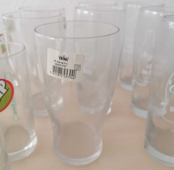 Copos "Cocacola" e "Seven-up", lote todo por 7€