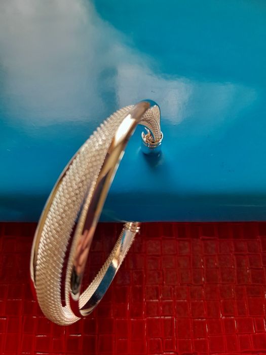 Браслет і каблучка. Біжутерія.