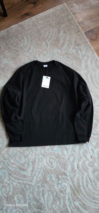 Лонгслів чорний чоловічий  Bershka