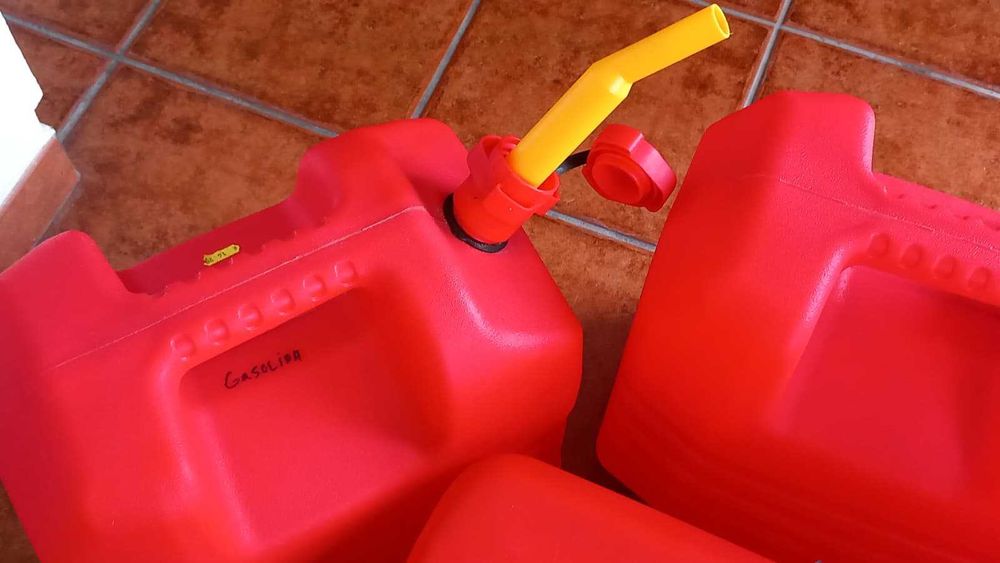 Jerricãs/Depósito 20L para Gasóleo e Gasolina