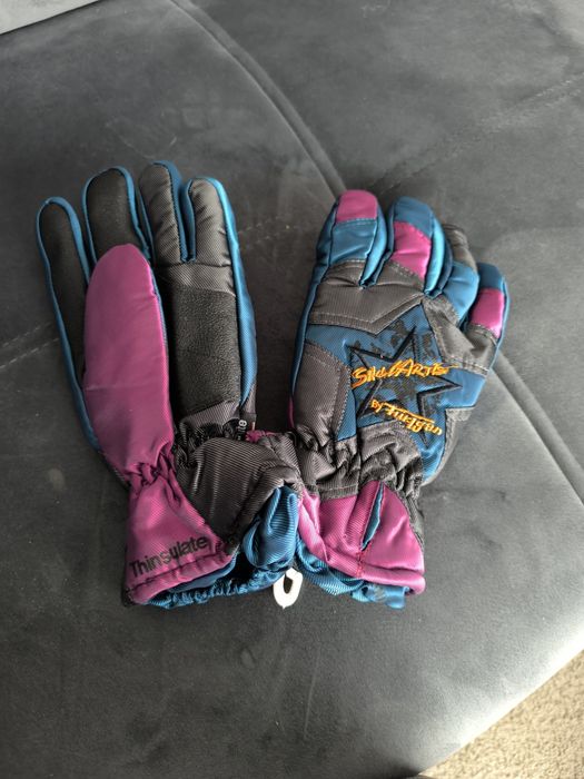 Nowe zimowe rękawiczki narciarskie rozmiar M