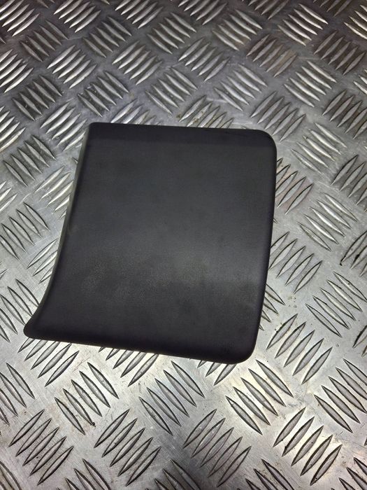 opel vivaro 2008 lewa strona listwa drzwi przednich