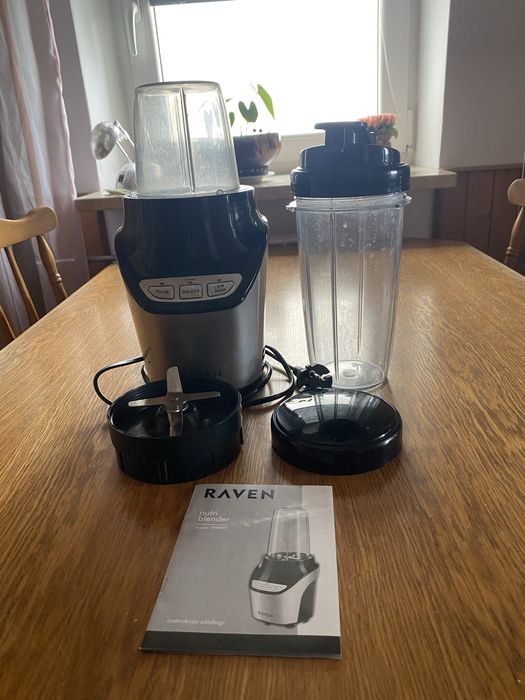 Blender Raven z akcesoriami