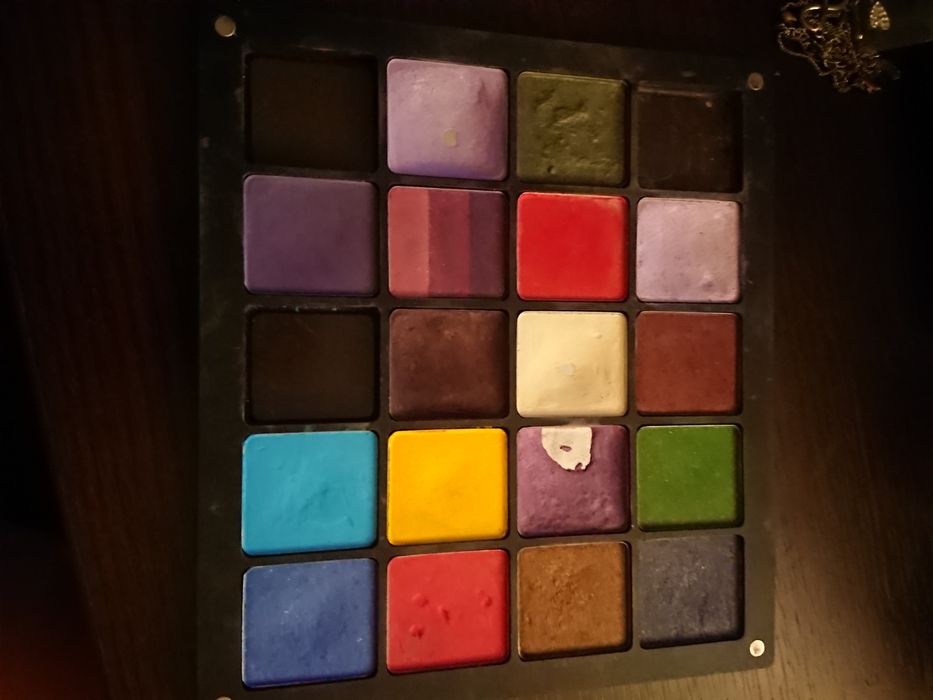 Kasetka marki Inglot