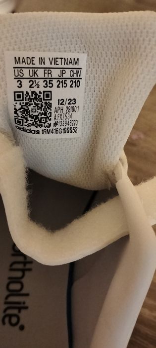 Кросівки ADIDAS  STAN SMITH  35 р
