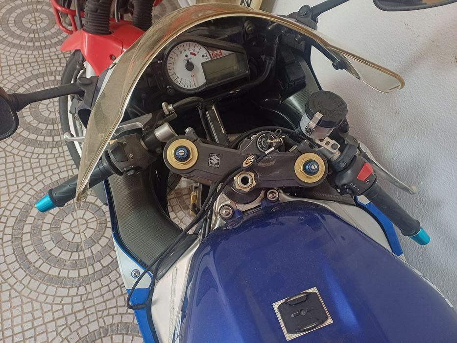 Moto de origem bem estimada com biela partida