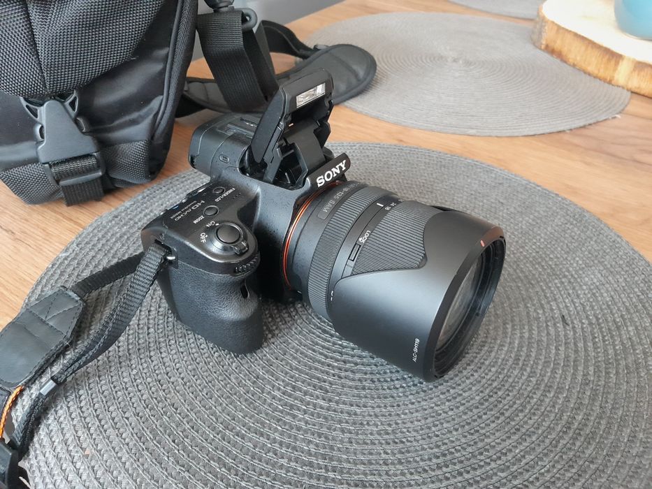 Sony Alfa37 DT18-135mm F3.5-5.6 SAM