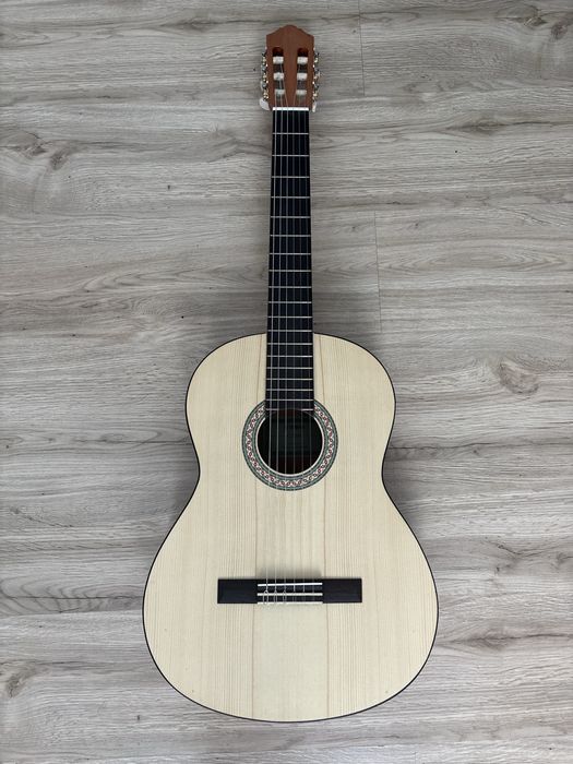 Gitara Yamaha C30M