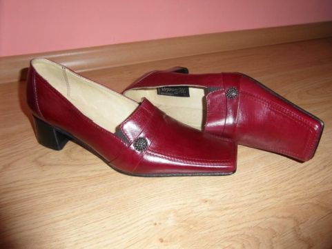 Туфли женские новые
