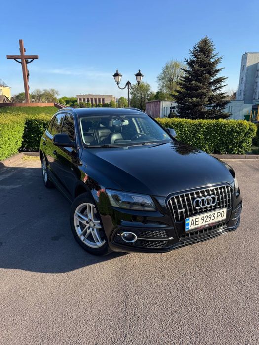 Продам Audi Q5 2012 года (рестайлинг, S-Line)