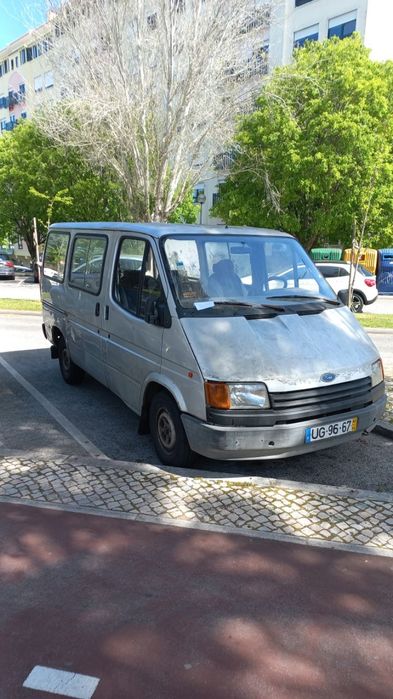 Ford transit 7 lugares