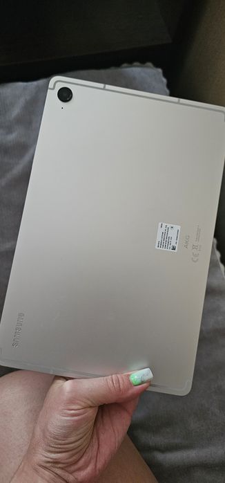 Планшет Samsung s9 FE 6/128 wifi