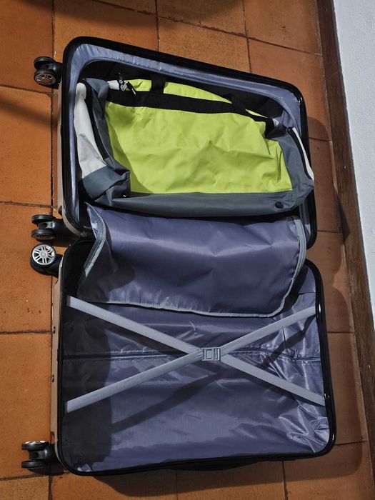 Mala de viagem rígida dourada + mala média brinde