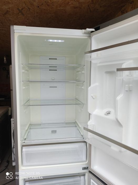Sprzedam lodówkę Samsung no Frost