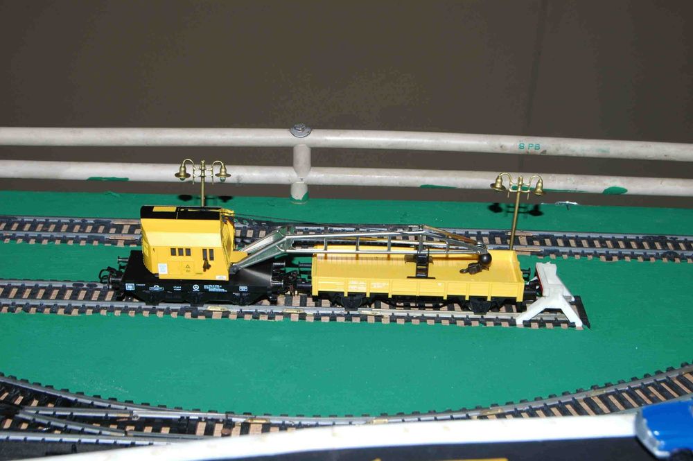 Vagão Grua MARKLIN HO com rodados metálicos CC