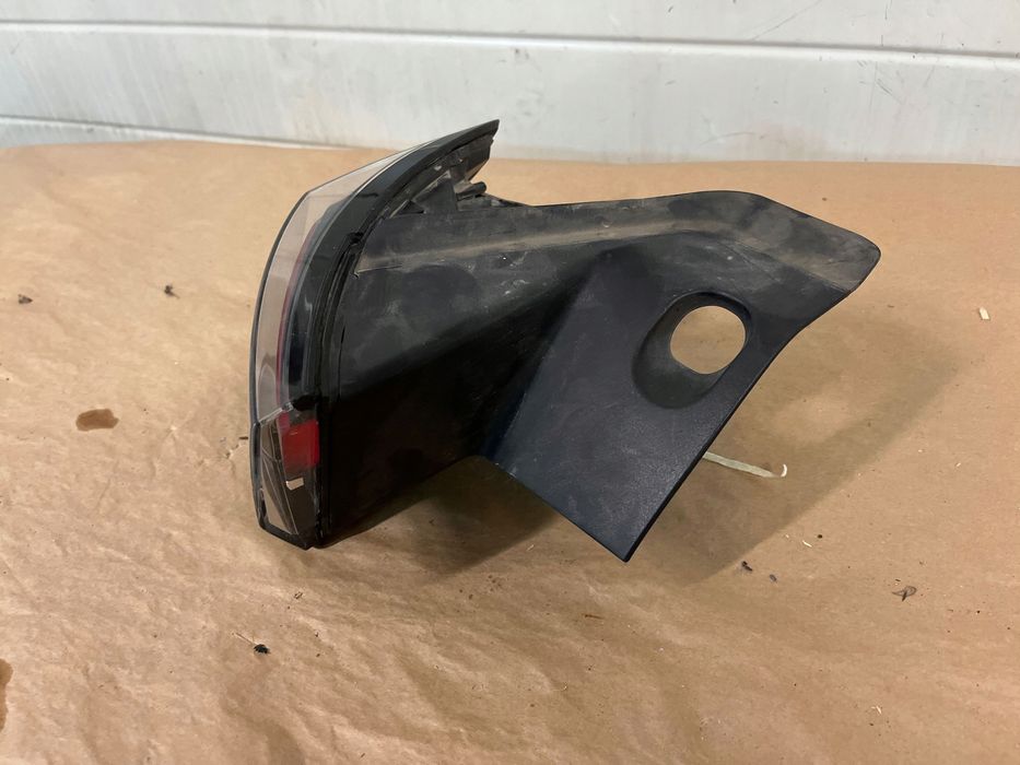Lampa tylna Lewa strona Opel Mokka X 2SK01499401AG