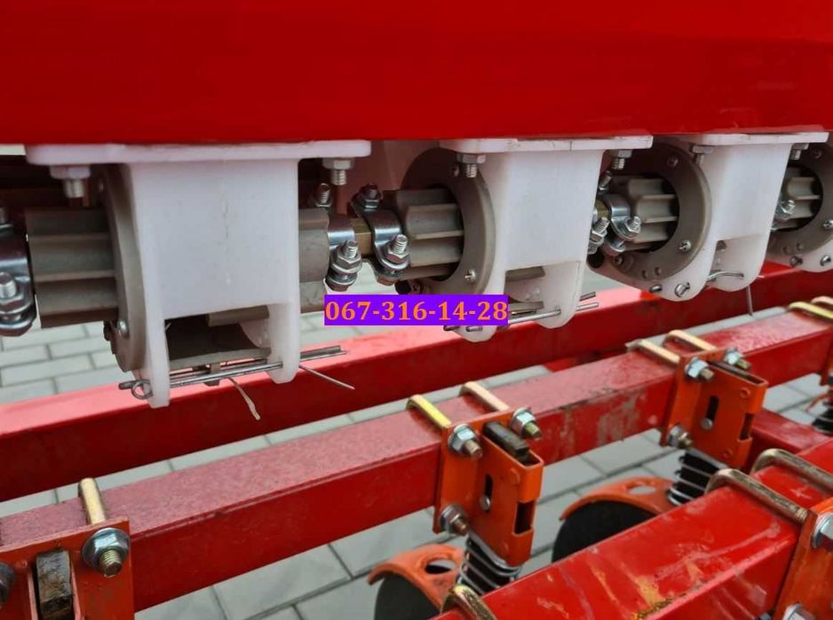 Сеялка зерновая "Заря" 12-ти рядная ДТЗ, СЗ - (сівалка, сіялка)