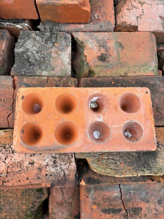 Продам дерчавий кирпич