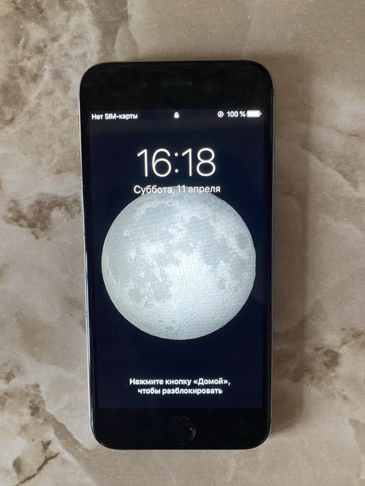 iPhone SE 2020 отличное состояние