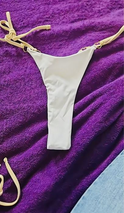 Білий модний модель 2025 роздільний купальник міні бікіні новий