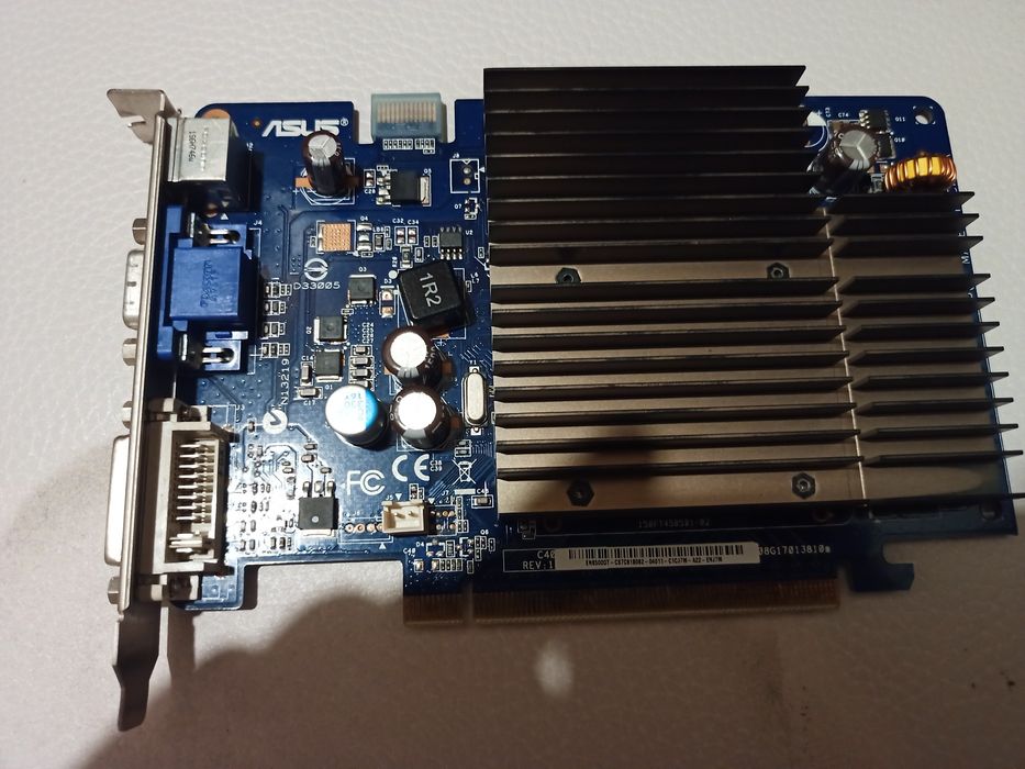 Karta graficzna to Asus GeForce 8500 GT 512 MB