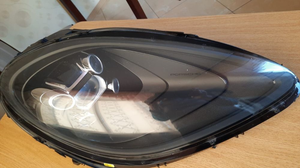 Фара Porsche Macan 2019 2020 2021 2022 права оригінал USA