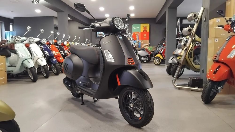 Vespa Gts Vespa Gts 125 Super Sport Nero Matt ! Od Ręki