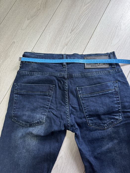 Нові чоловічі джинси 32 розмір темно сині