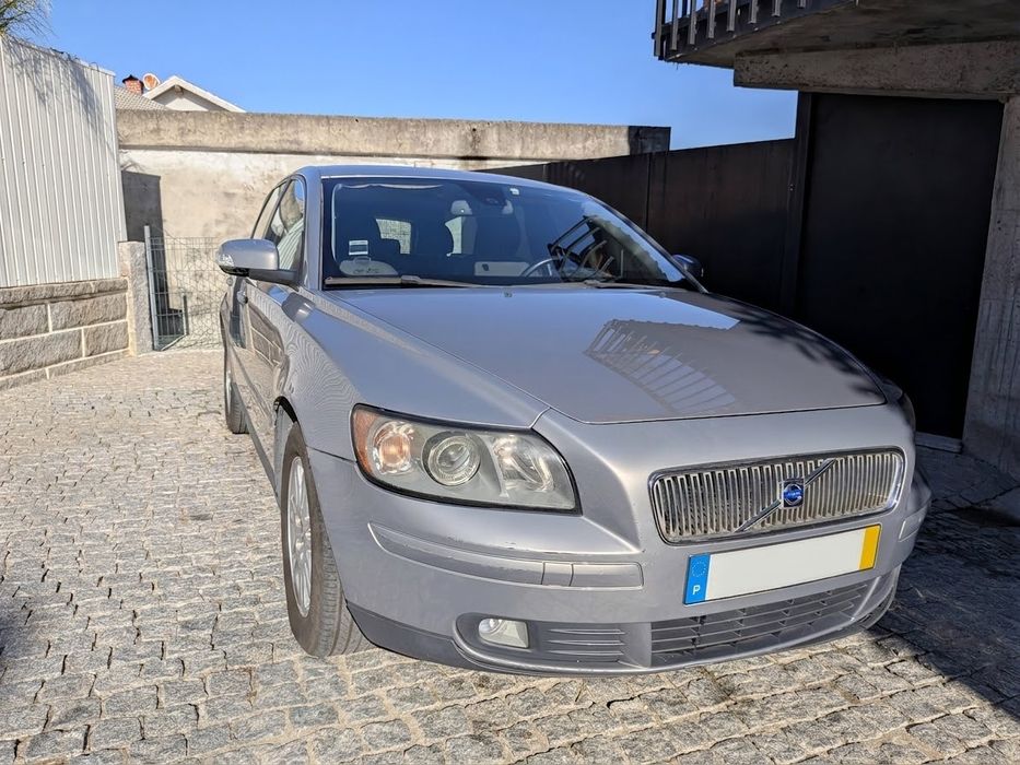 Volvo V50 1.6D 109cv (2007) – 175.000 km – Bom Estado Geral e Muito Económica