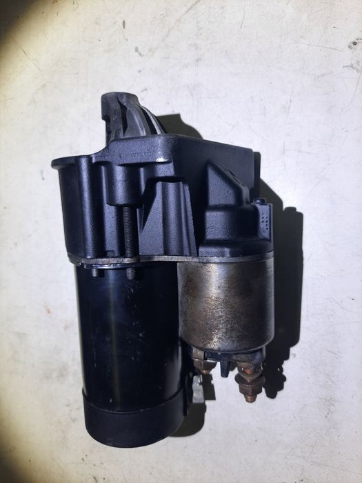 Стартер Renault Kangoo 1.9