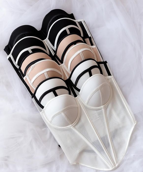 Корсет бежевий з шлейками