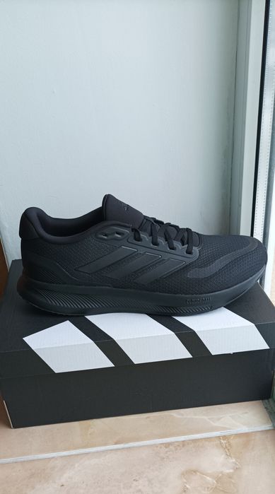 Кросівки Аdidas р.43-44 оригінальні