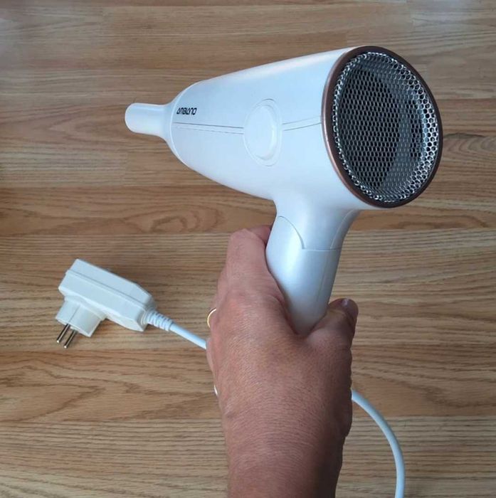 Secador de cabelos dobrável