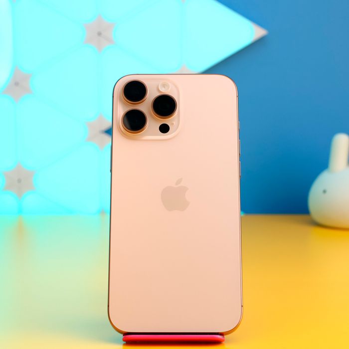 Смартфон Apple iPhone 16 Pro Max 256GB (175247) Б/У З ГАРАНТІЄЮ