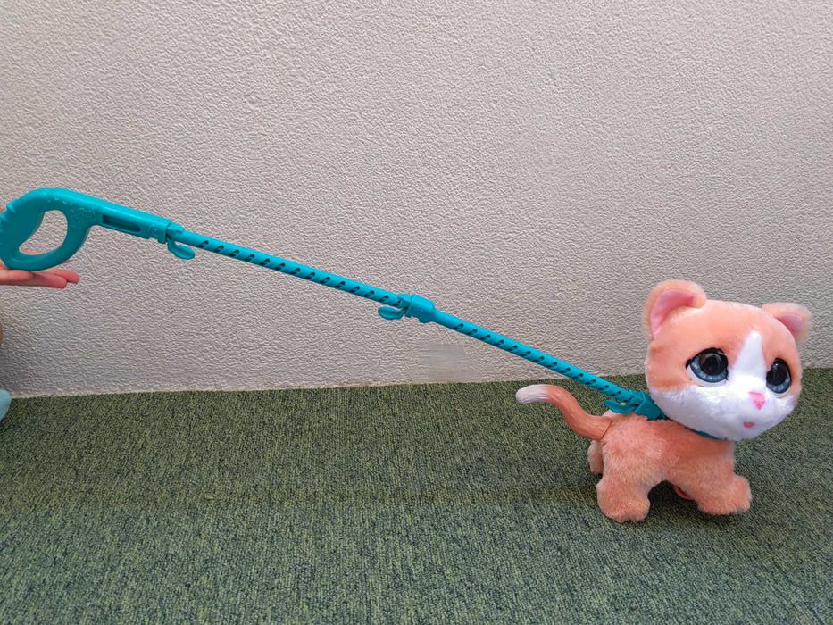 FurReal Walkalots Gatinho Interativo