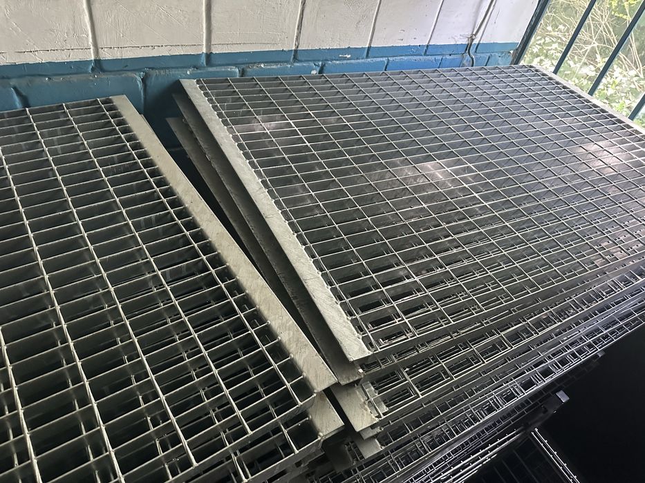 Kraty Wema, pomostowe, kanał