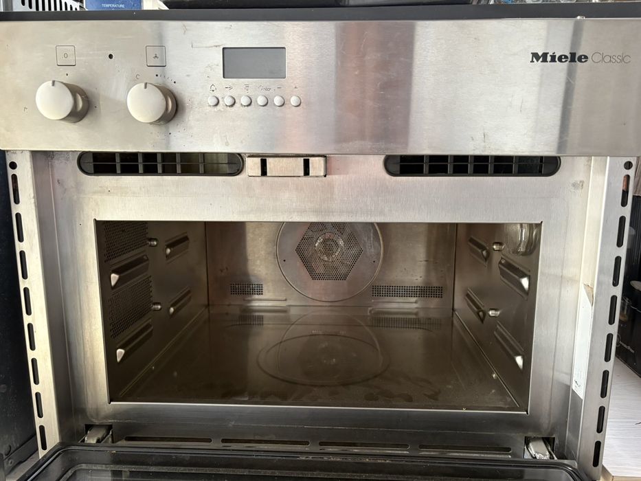 Микроволновка-духовка Miele  ( вбудована, електрична)( 021007 )