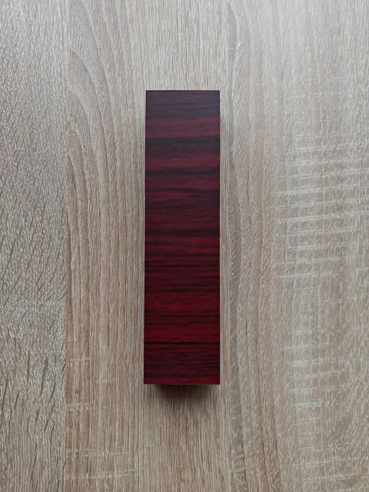 Ручка в подарунковому футлярі