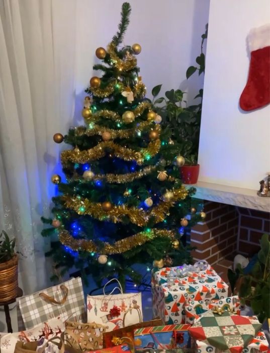 Árvore de Natal 180cm - sem decoraçoes