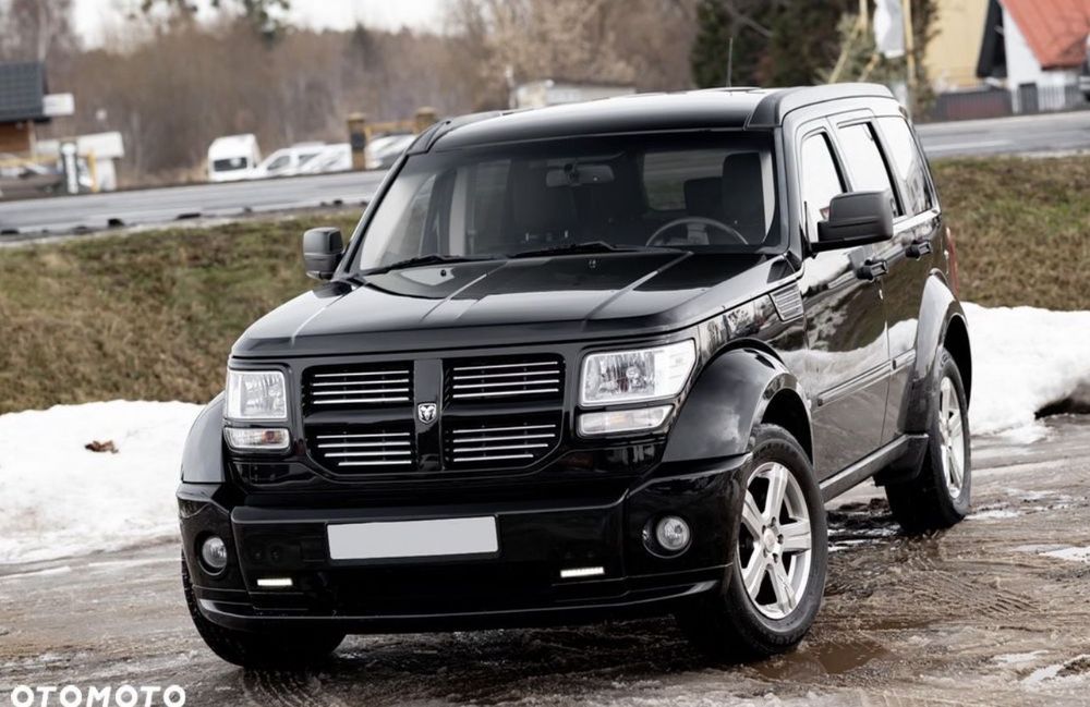 Dodge Nitro R/T 4.0 v6 260KM Benz LED Skóra Grz Fot Tempomat INFINITY Serwis