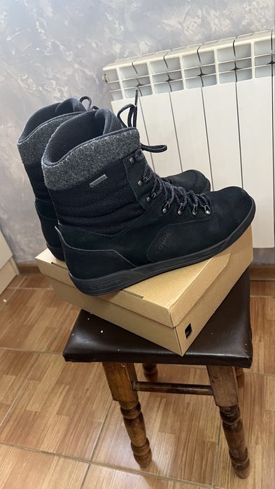 Теплі черевики снігоступи ми трекінгові Lowa 47 GoreTex