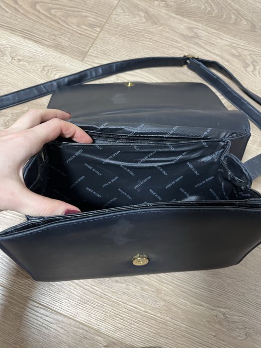 Жіноча сумка в  темно синьому кольорі