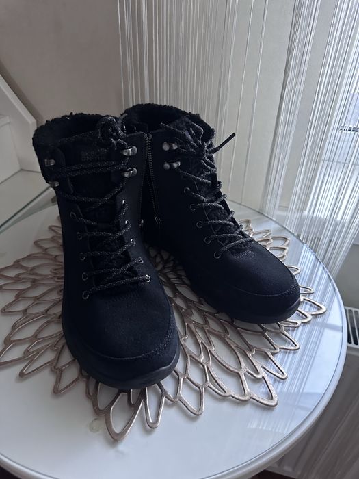 Зимові сапоги Скетчерс, стан нових