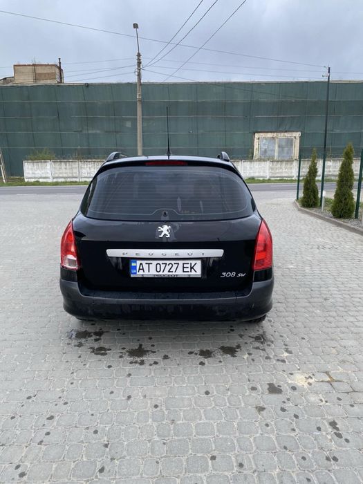 Peugeot 308 в хорошому стані