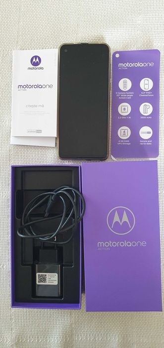 Smartfon Motorola One Action XT 2013-2- komplet w oryginalnym pudełku