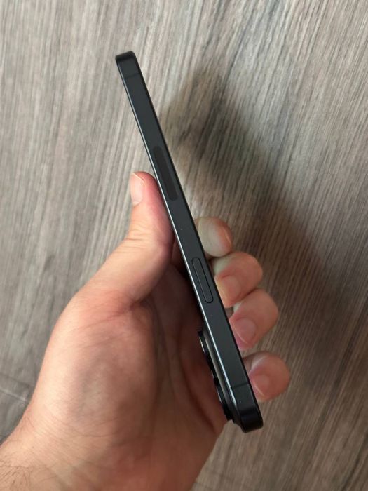 Продаю IPhone 15 PRO MAX 1 Tb Neverlock